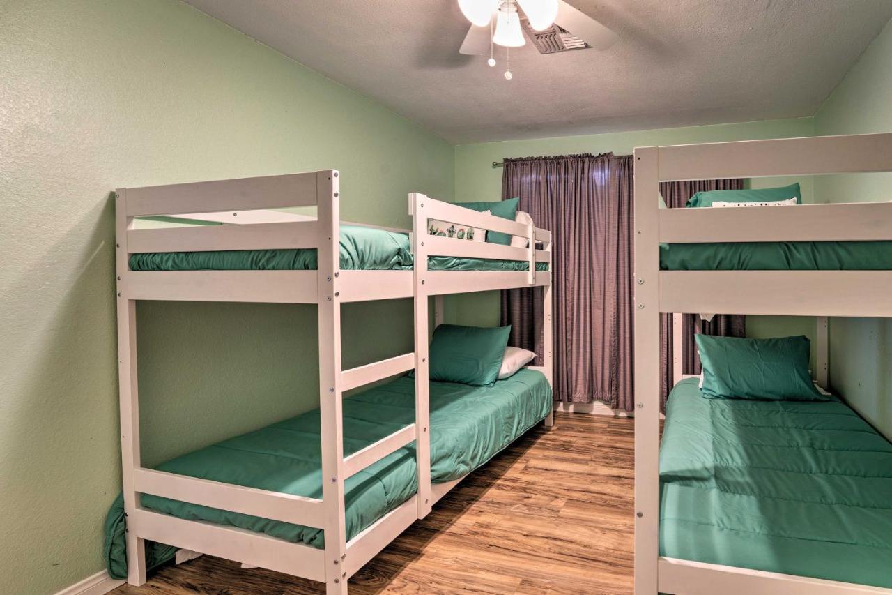Updated Family Home - 2 Blocks To Colorado River! Bullhead City Esterno foto